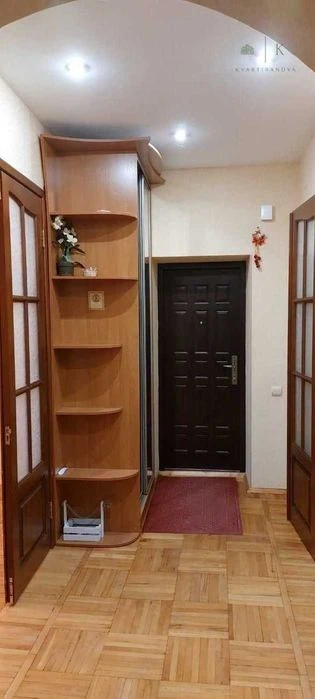 Продаю 3-к квартиру метро Спортивная Метростроителей Конный