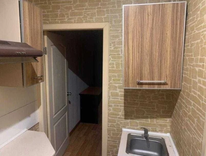 Новые Дома. Продам однокомнатную гостинку на Одесской