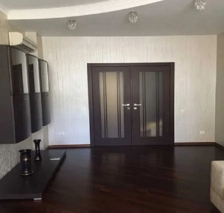 Продаж 2-кімнатної квартири Печерськ вул. Тютюнника Метро Ол