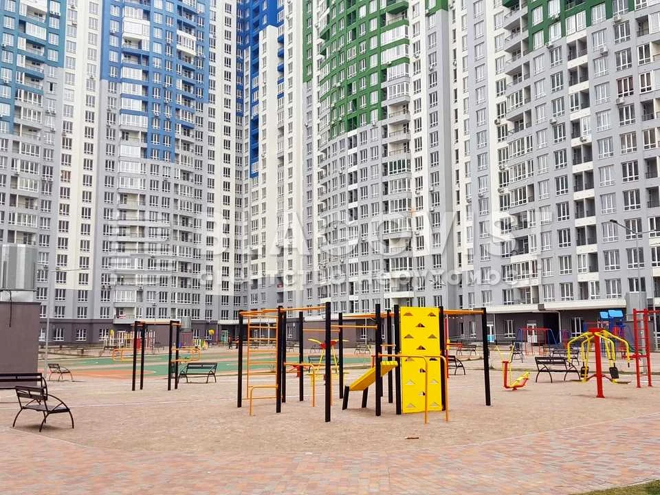 Квартира. Київ, Каховська вул.