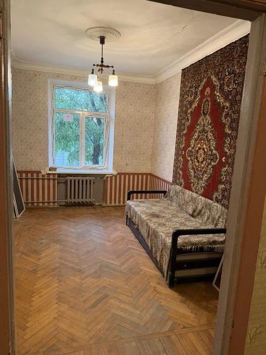Продам 2 кімнатну квартиру.Приморський район| Сталінка|вул.П
