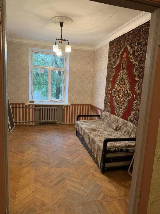 Продам 2 кімнатну квартиру.Приморський район| Сталінка|вул.П