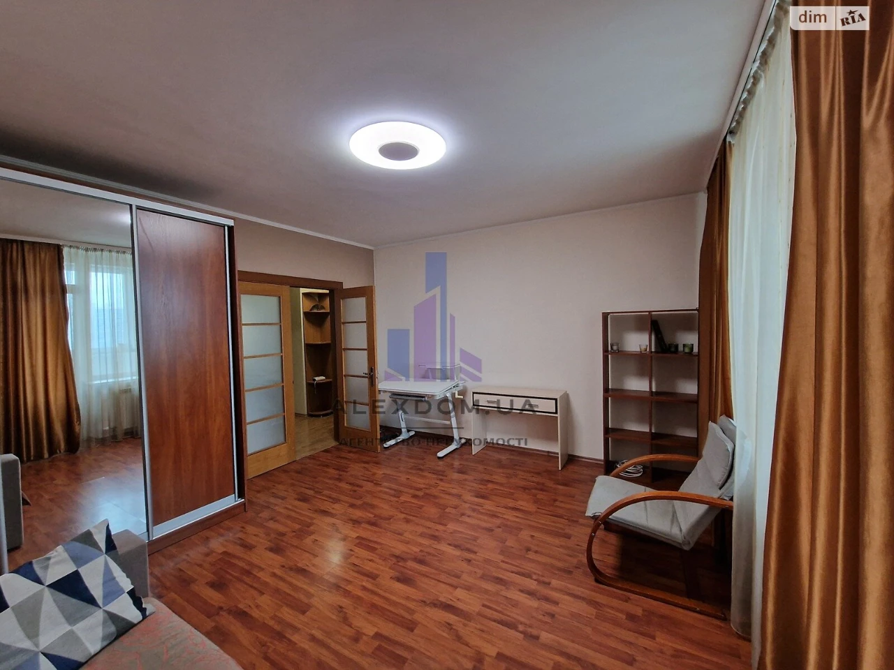 Продаж Квартира Позняки