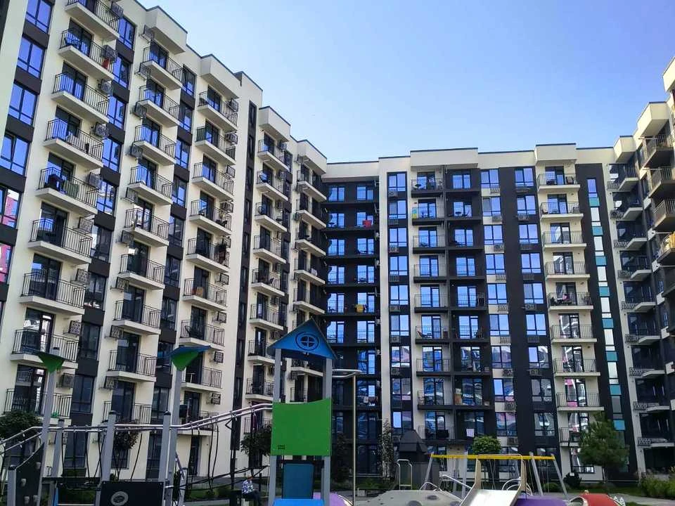 Квартира. Івано-Франківськ, Юліана Пелеша вул., (Будинок 12)