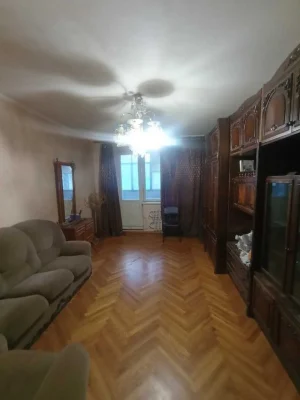 Продам 3 к.кв. с ремонтом на Алексеевке (404563)