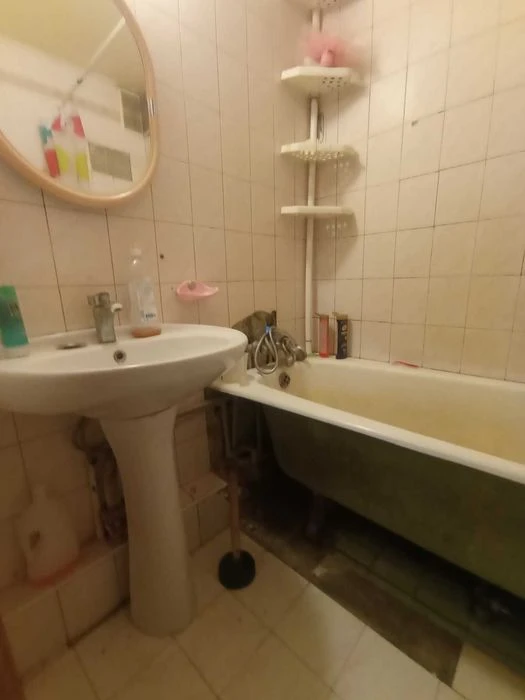 Продам 3 к.кв. с ремонтом на Алексеевке (404563)