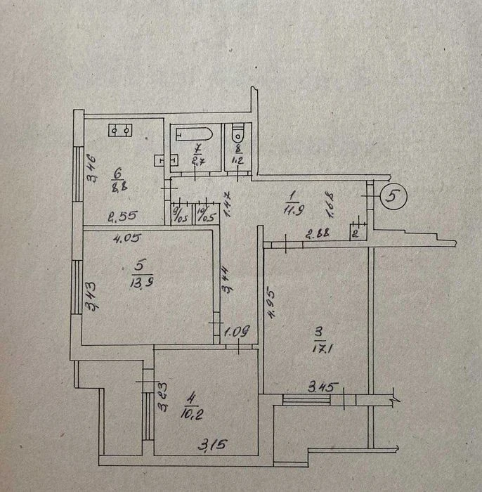 Продам 3 к.кв. с ремонтом на Алексеевке (404563)