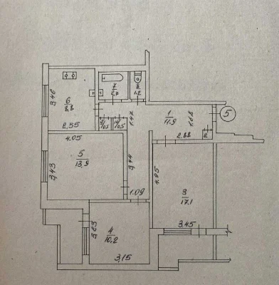 Продам 3 к.кв. с ремонтом на Алексеевке (404563)