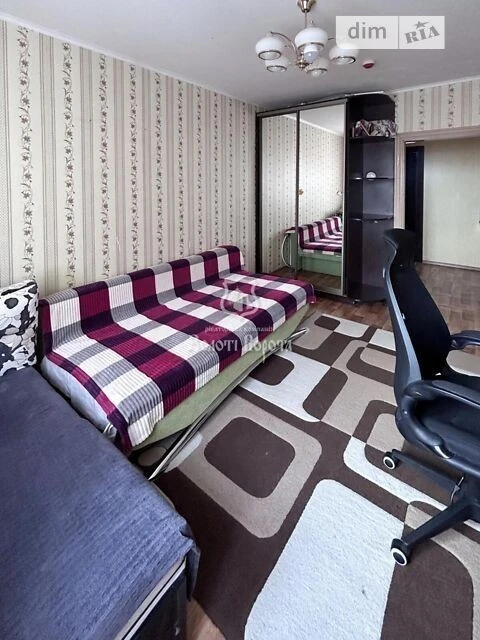 Sale of 2-room apartment 63.3 sq. m. on Mykhayla Maksymovycha st. 7