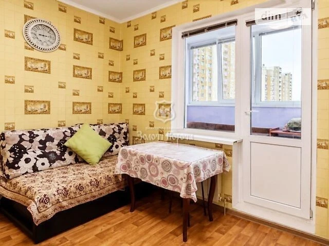 Sale of 2-room apartment 63.3 sq. m. on Mykhayla Maksymovycha st. 7