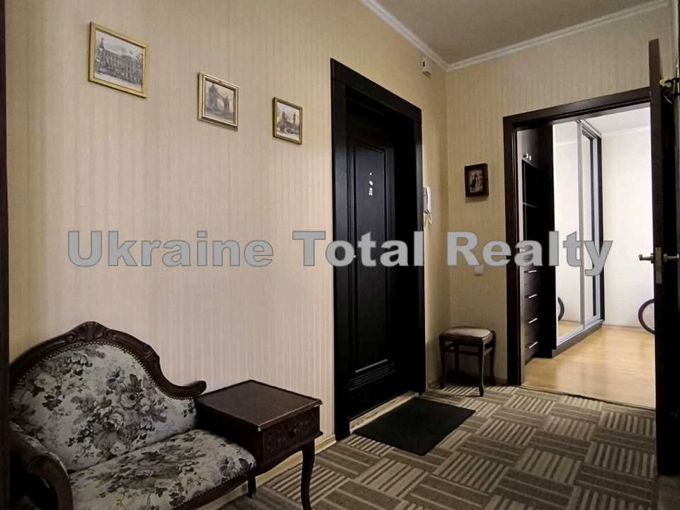 Квартира. Київ, Архітектора Вербицького вул.