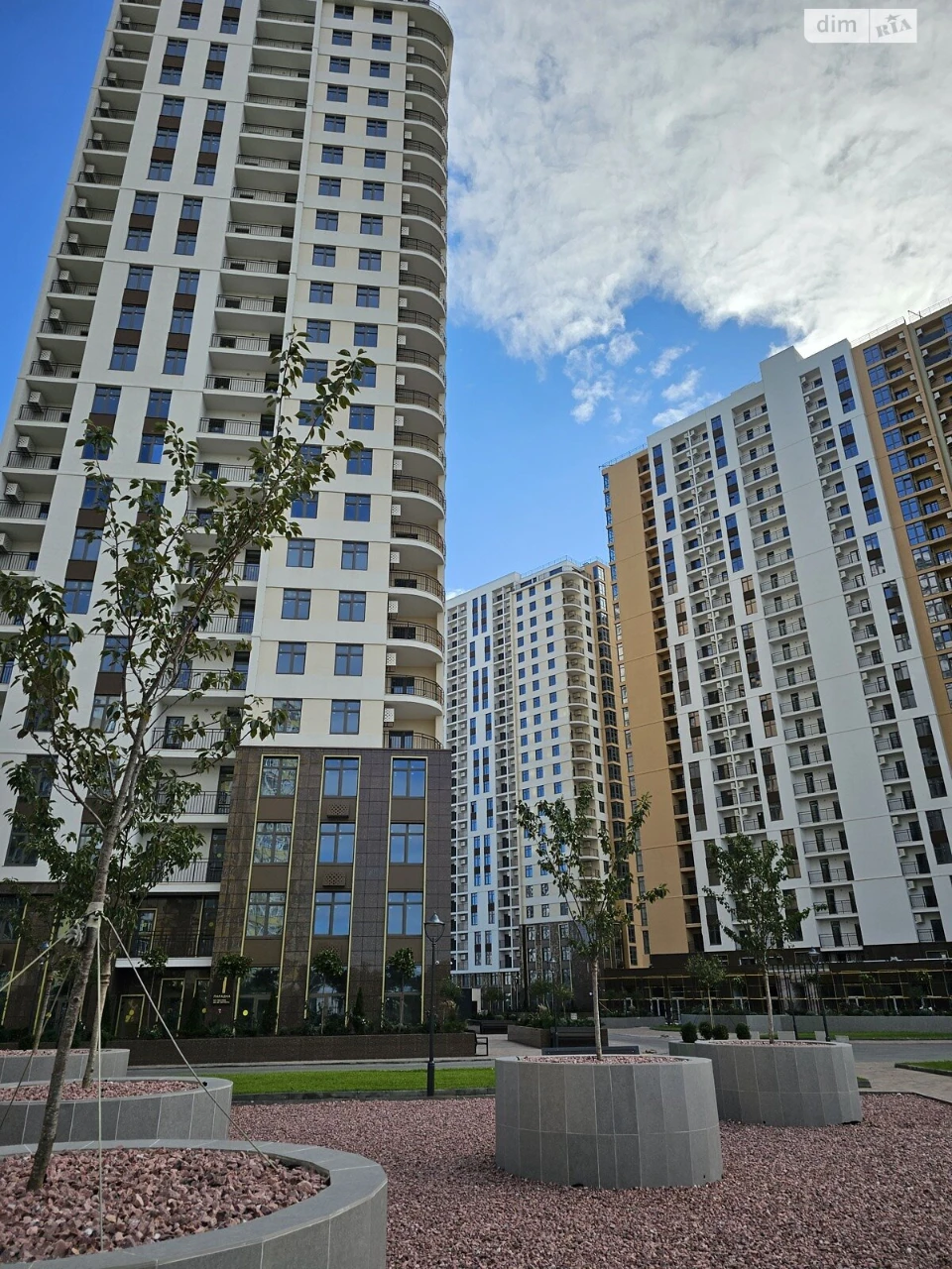 Продаж Квартира Ближні Млини