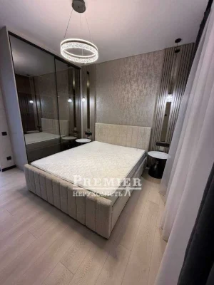 Видова 2-кімнатна квартира 62 м² у ЖК «Жемчужина», дизайнерс