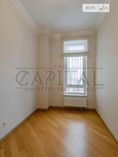 Продаж 4к квартири 161 кв. м на вул. Іоанна Павла II 6/1 • I