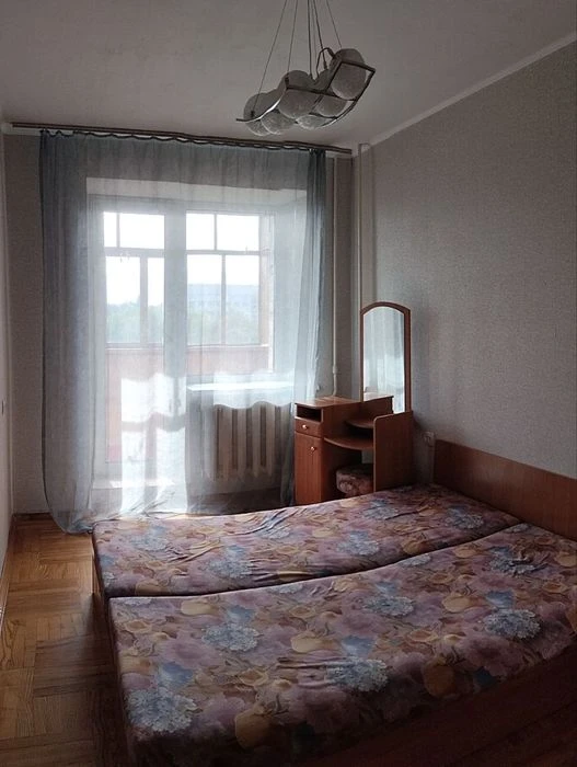 Продам 3-кімтнатну квартиру в центрі