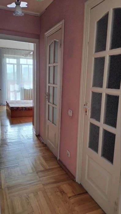 Продам 3-кімтнатну квартиру в центрі