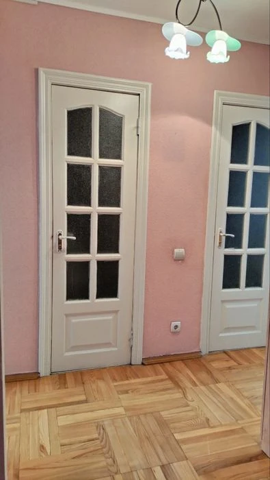 Продам 3-кімтнатну квартиру в центрі