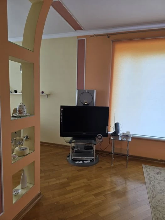 Продаж   Будинка   в топовій локації міста!