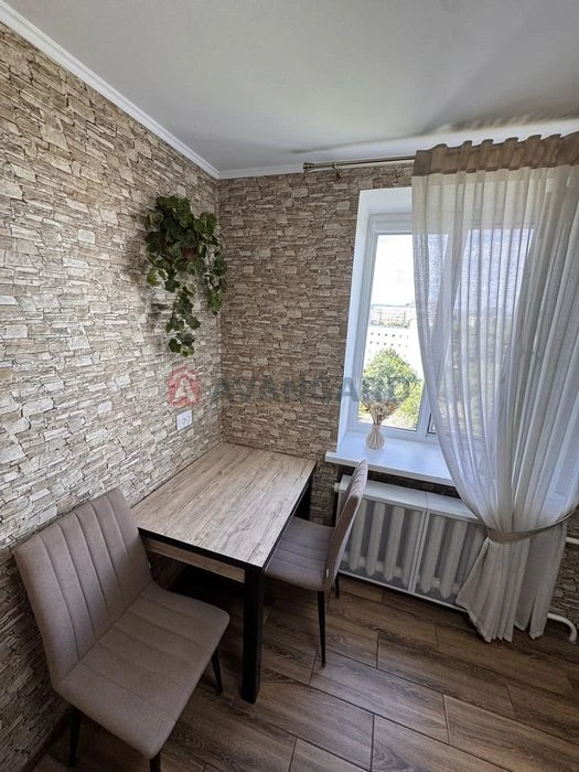Продам 1кв с ремонтом 46000$ Красній Камень Парус Покровский