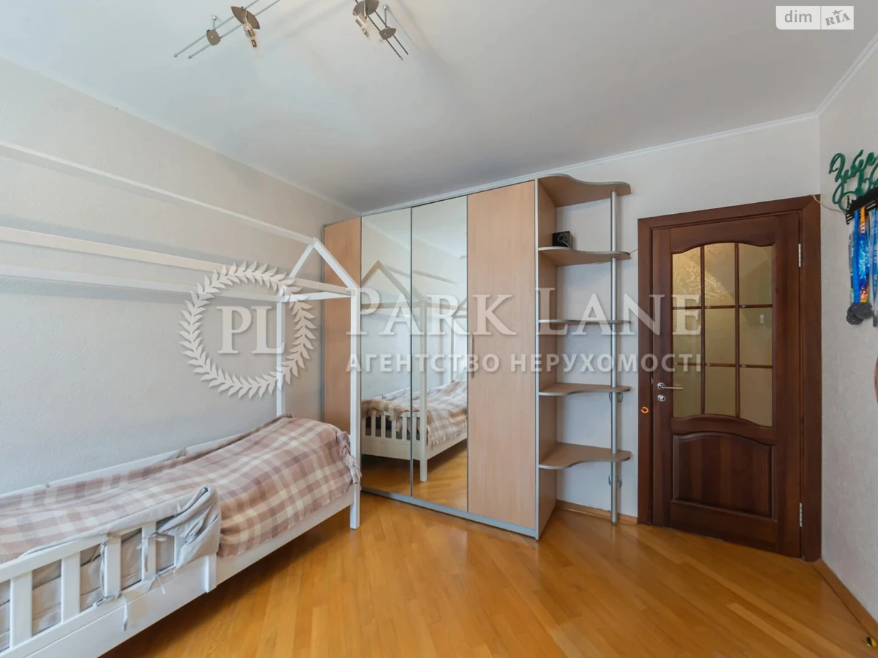 Продаж Квартира Саперна Слобідка