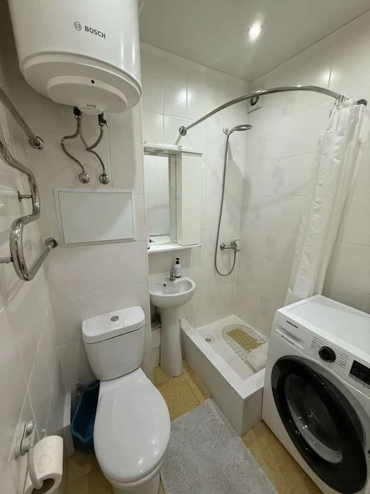 One-room apartment for sale. New buildings. Public utilities market.