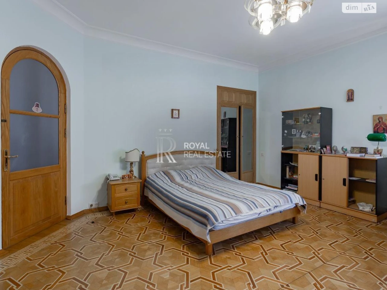 Продаж Дім