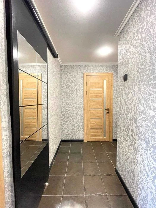 Продається 2к.квартира поруч міського парку