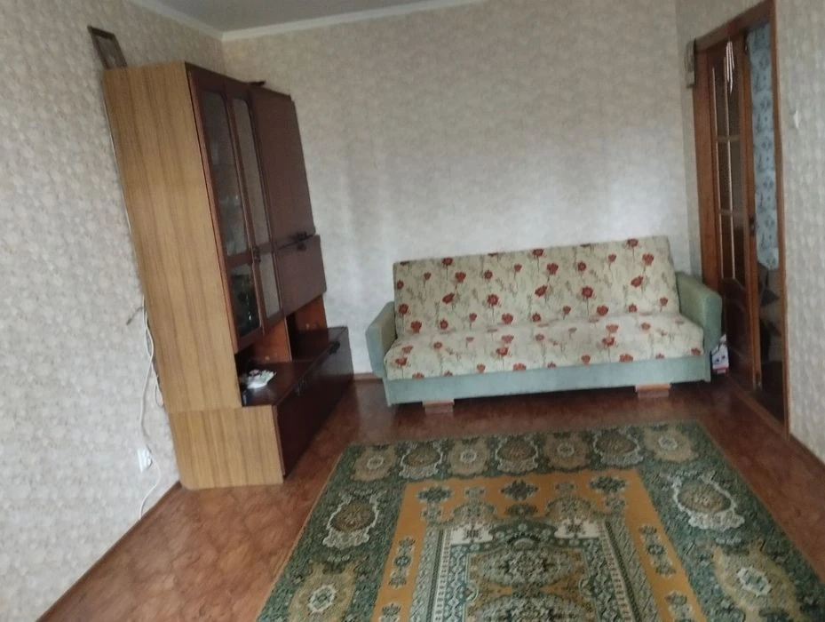 Продаю 2к/кв Намыв,Озёрная 5/9 52/30/8,45000$