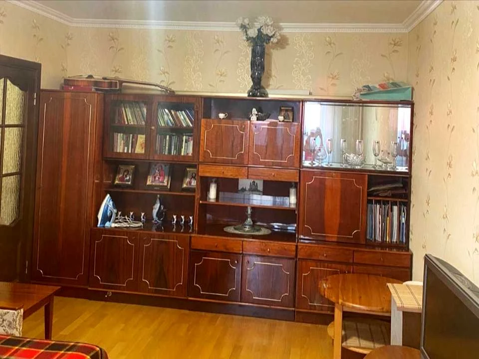 Квартира. Київ, Радунська вул.