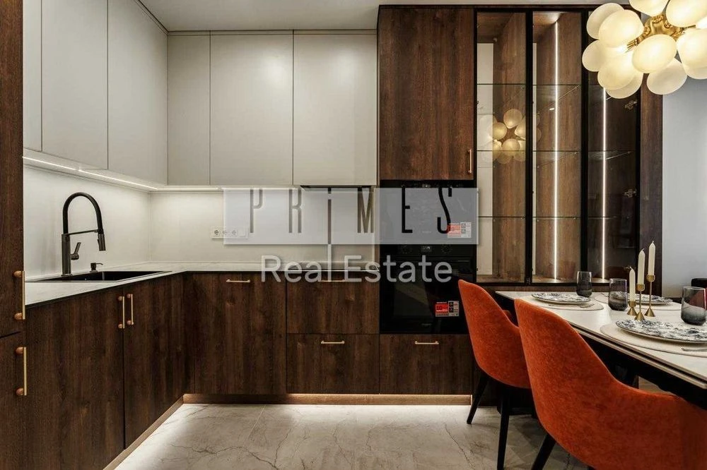 Designer apartment for sale in the Nova Angliya residential complex