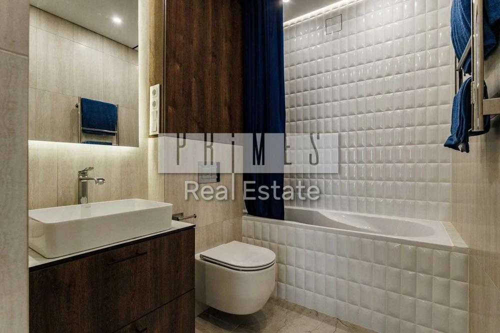 Designer apartment for sale in the Nova Angliya residential complex