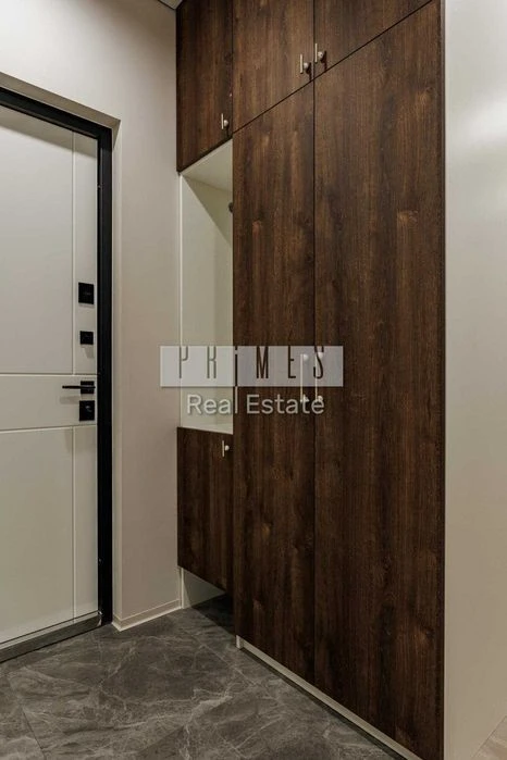 Designer apartment for sale in the Nova Angliya residential complex