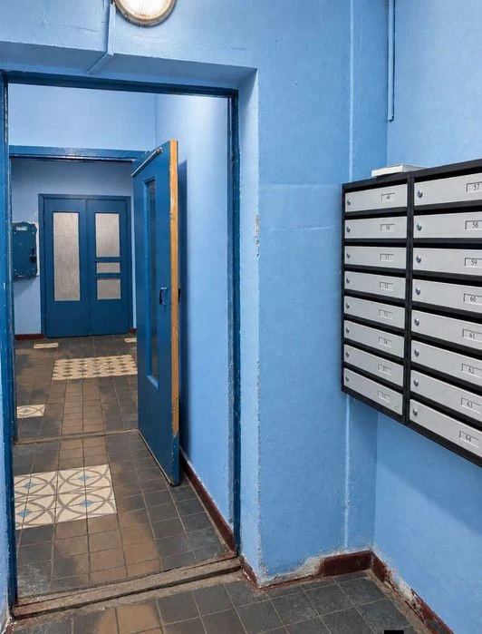 2х к.кв. метро "Теремки" 2хв.Голосіївськи р-н продаж