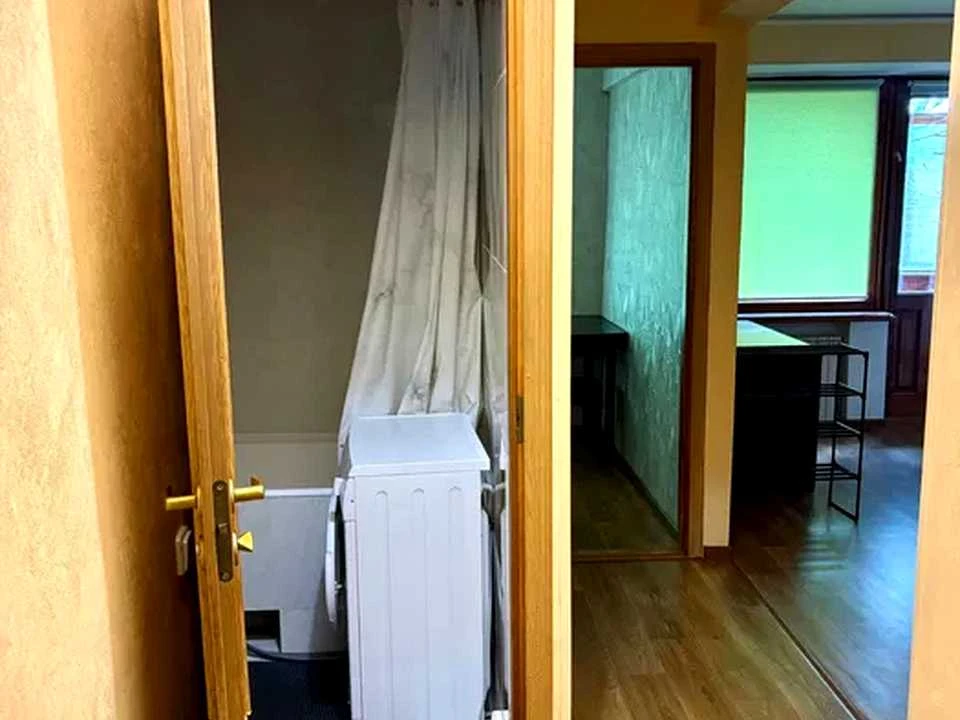 Квартира. Київ, Науки просп.