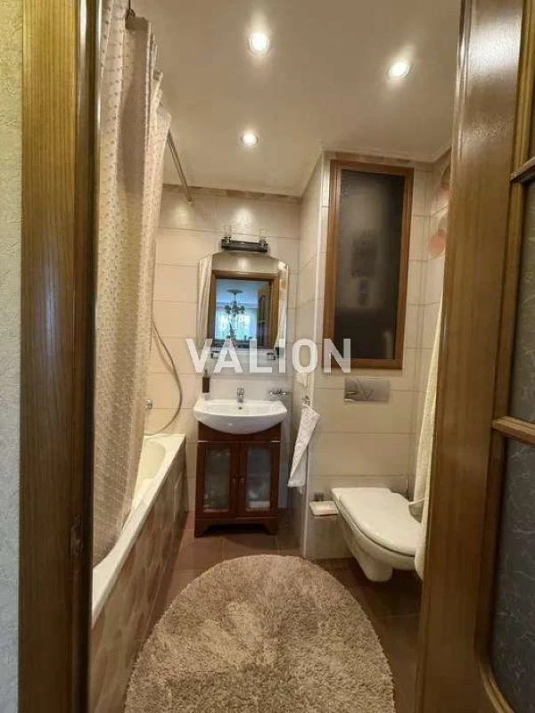 Продаж 3-х кімнатної квартири Вацлава Гавела, 38.