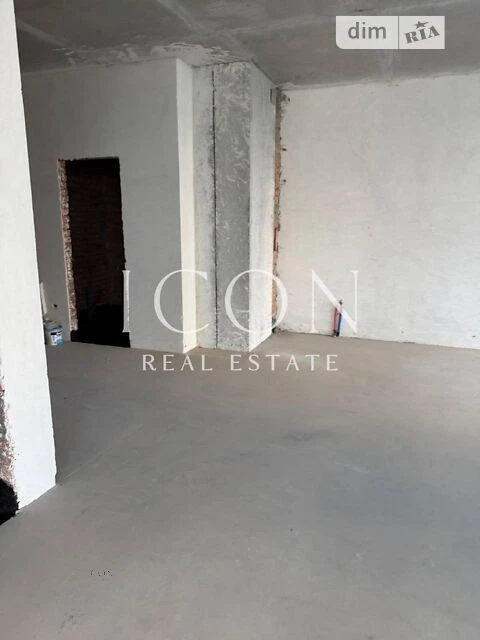 Sale of 3-room apartment 133 sq. m on Andriy Verkhoglyada St. 1-20A
