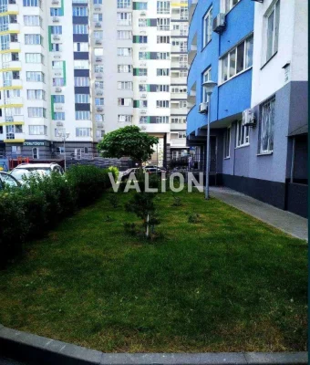 Продаж 1-к квартири Харківське шосе 188