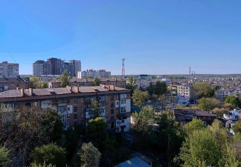 Стильна 2-кімнатна квартира з ремонтом в центрі міста, Кумба