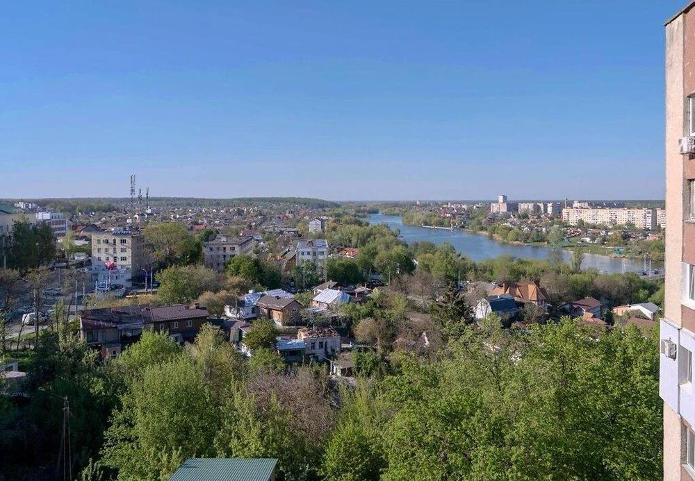 Стильна 2-кімнатна квартира з ремонтом в центрі міста, Кумба