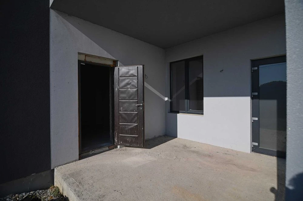 Одноповерховий Twin House з гаражем на Газовику! Без комісії