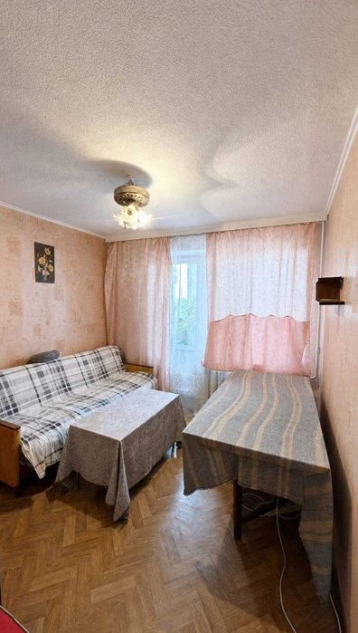 2-room apartment for sale near the city of Demiivska - Holosiivskyi Avenue