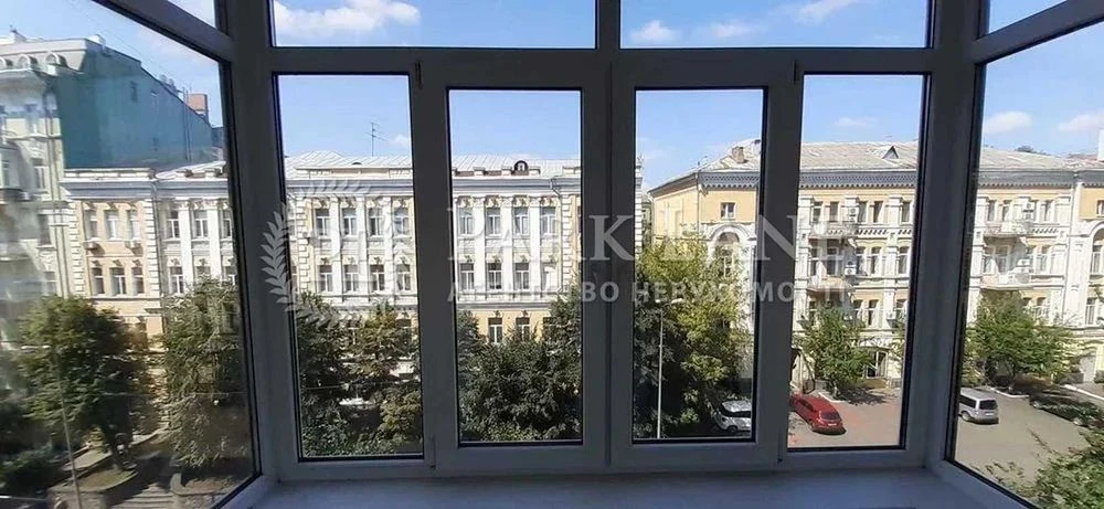 2 к квартира вул Тарасівська Жилянська Університет Тараса Ше