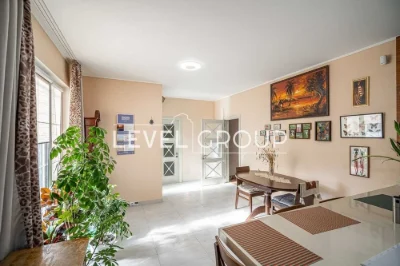 Сучасний таунхаус 169 м² | Сонячні панелі | 3 спальні