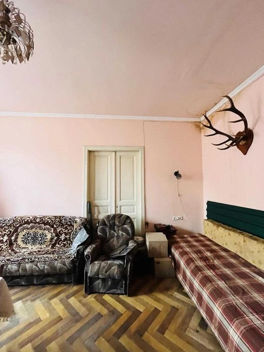 4 кімнатна квартира в центрі Львова, вулиця Академіка Кучера