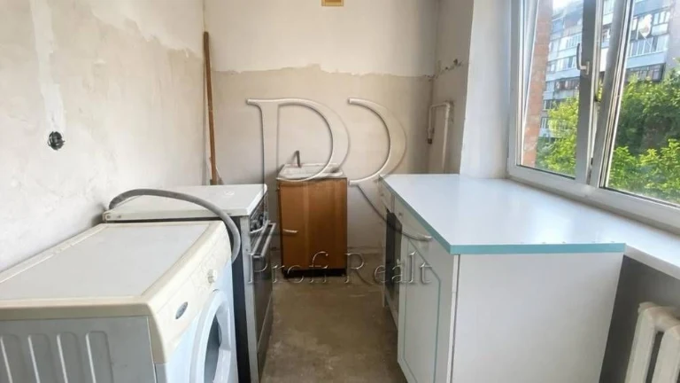 Продаж 2 к. квартири в Шевченківському р-ні вул Довнар-Запол