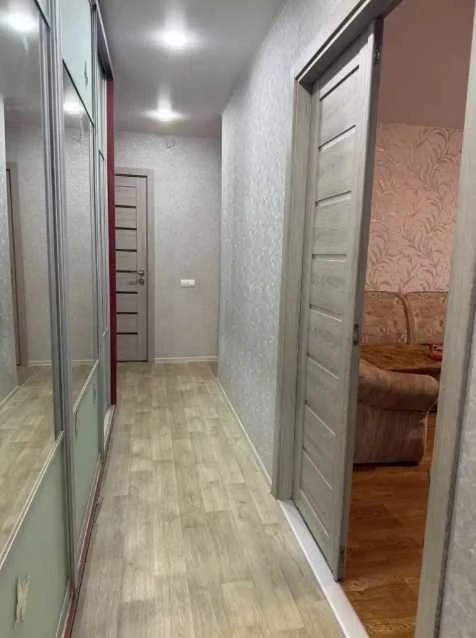 Продаж 3 к квартири 65 м2, жм Придніпровськ, вул. Неміровича