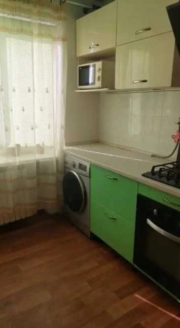 Продаж 3 к квартири 65 м2, жм Придніпровськ, вул. Неміровича