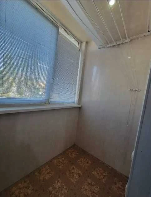 Продаж 3 к квартири 65 м2, жм Придніпровськ, вул. Неміровича