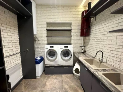 Без комісії. Продаж квартири 155 м. кв. з ремонтом в ЖК прем