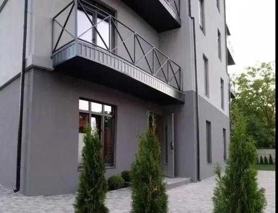 Продам  3-кімнатну квартиру у клубному будинку «Женева» жм П
